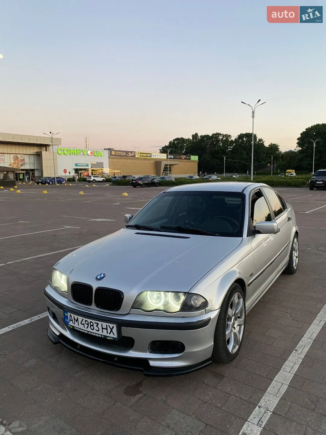 BMW 3 Series, 1999
