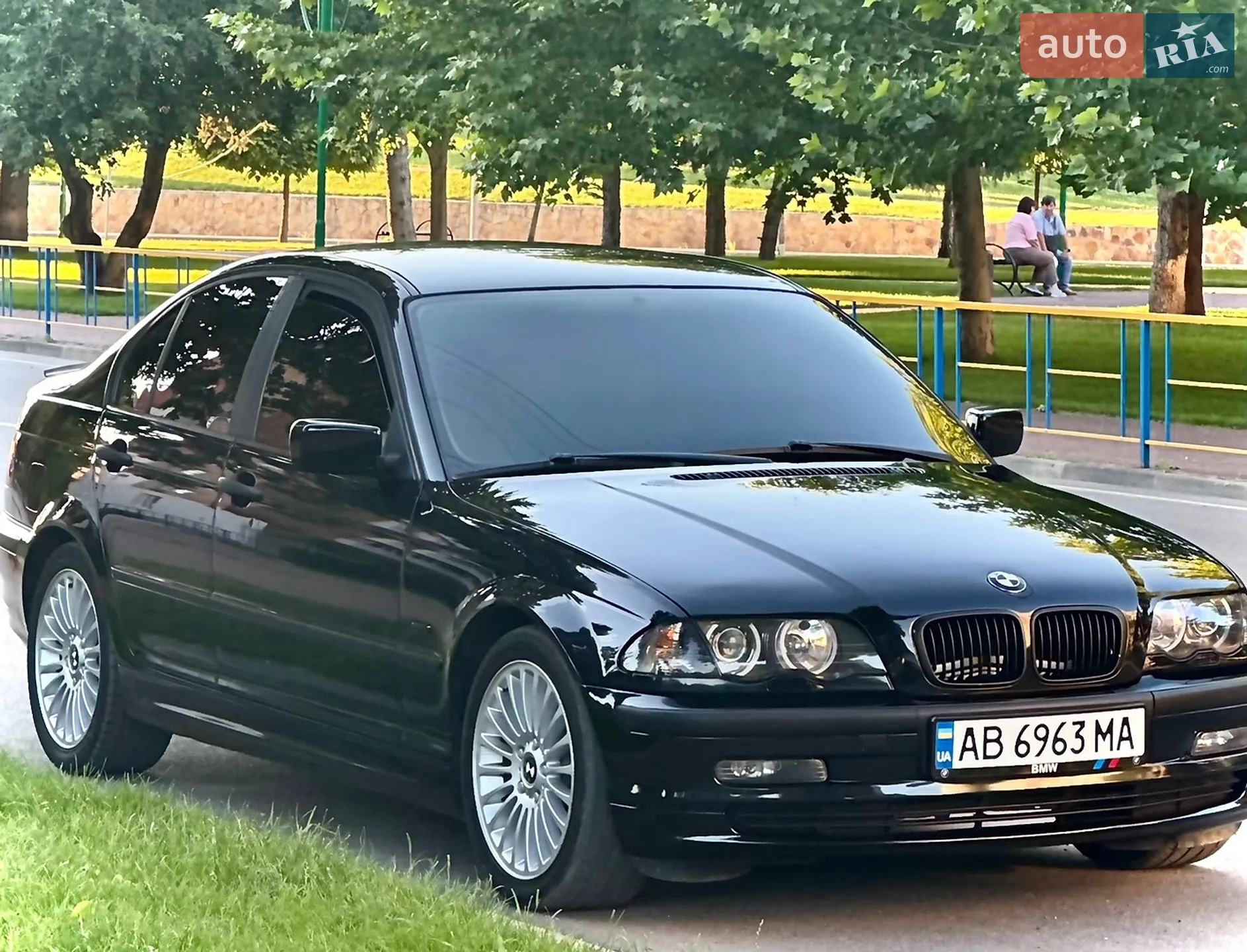 BMW 3 Series, 1999