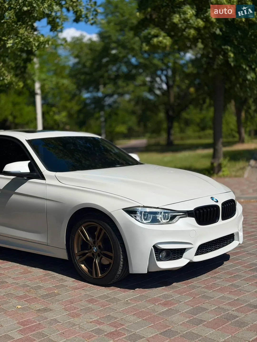 BMW 3 Series, 2012