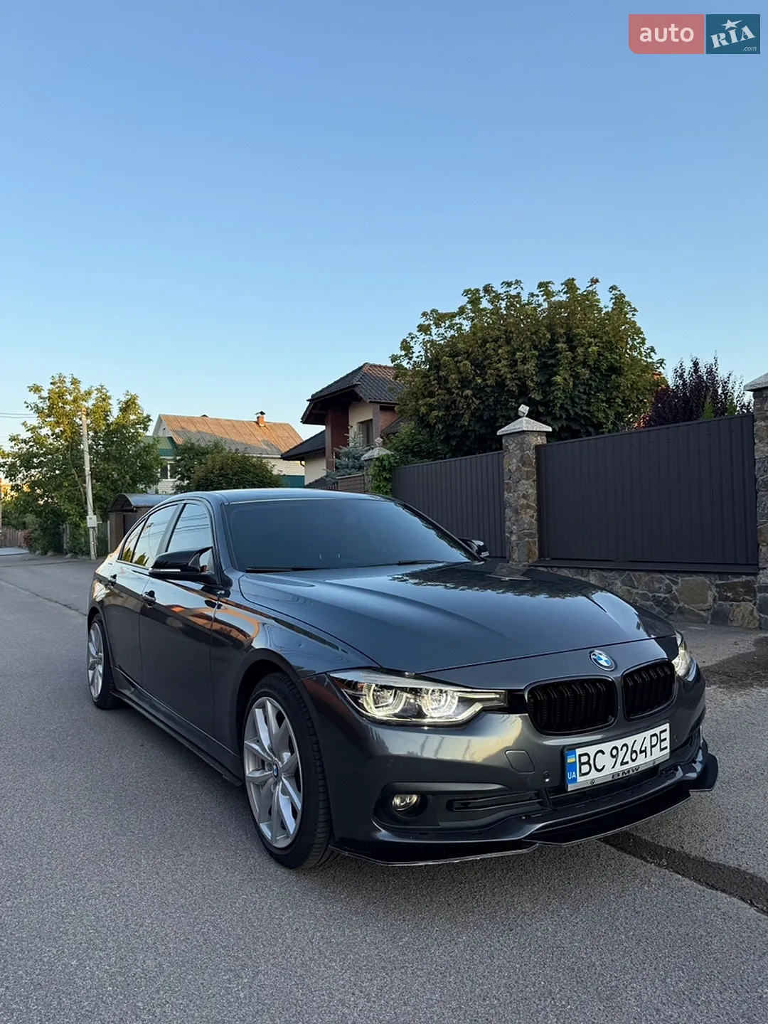 BMW 3 Series, 2016