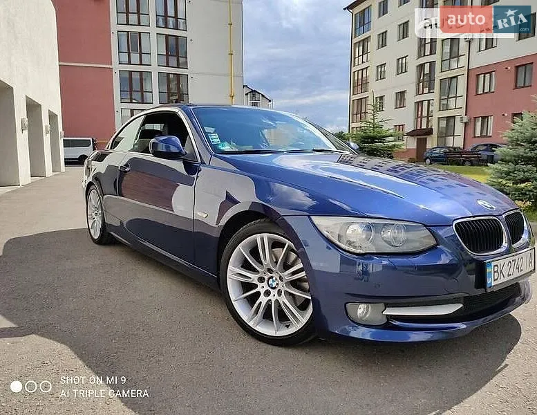 BMW 3 Series, 2011