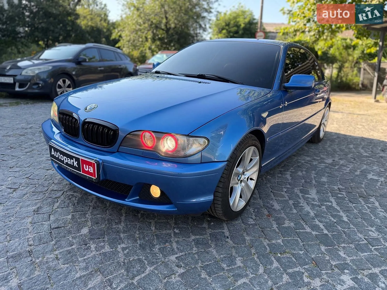 BMW 3 Series, 2004