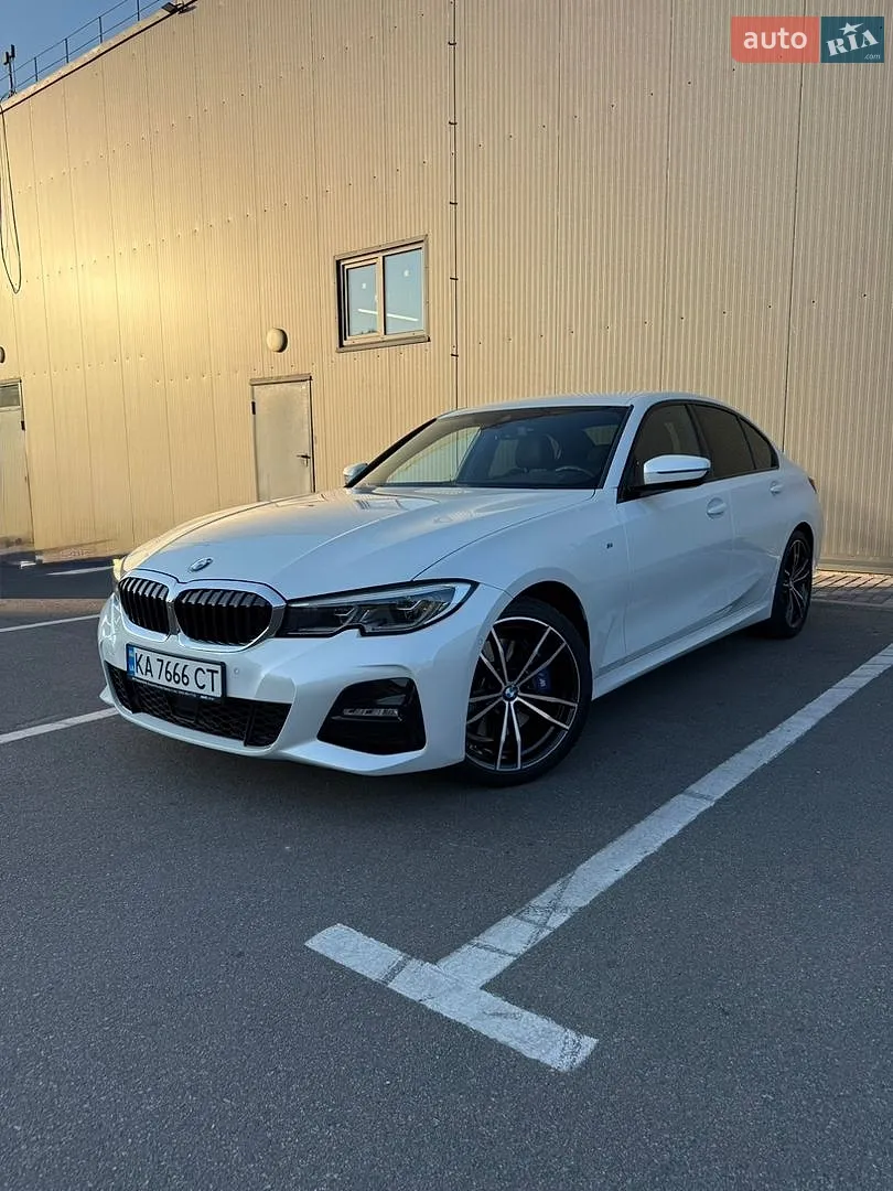 BMW 3 Series, 2022