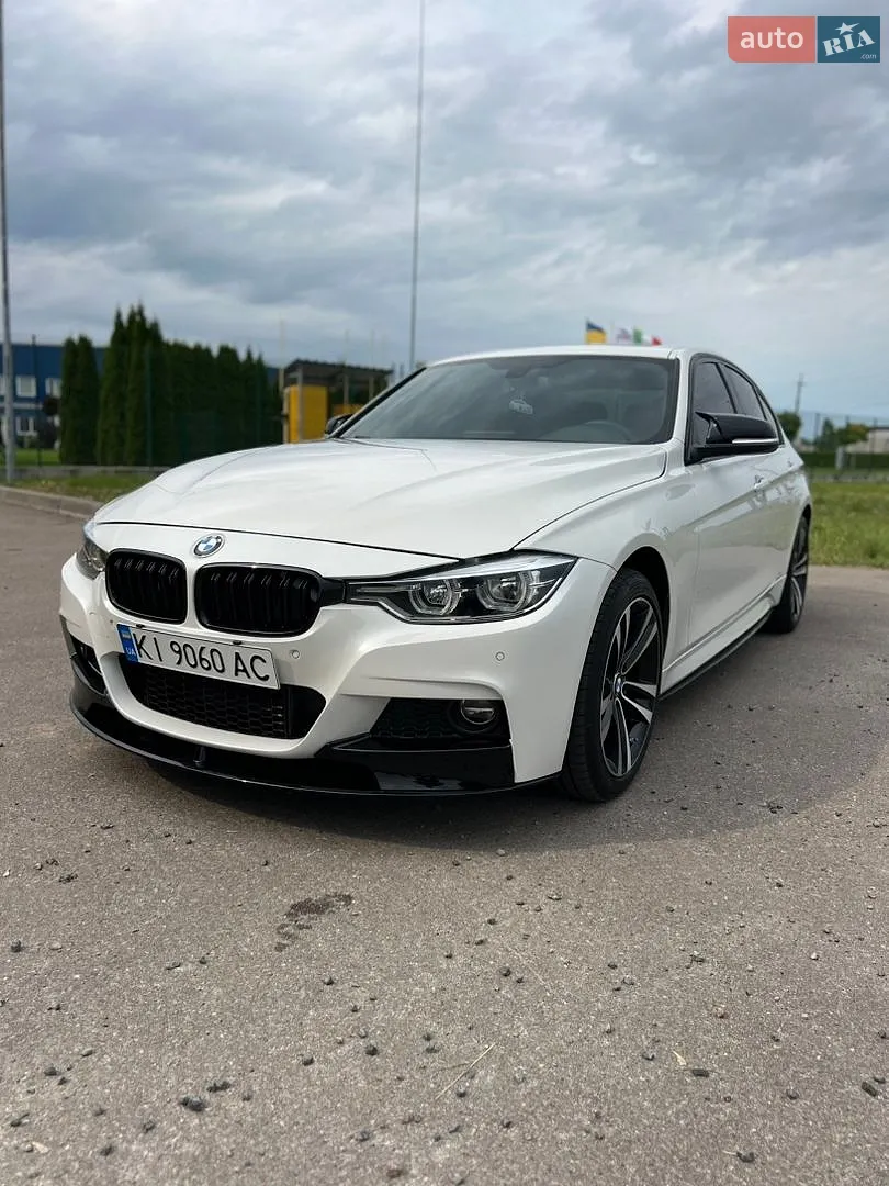 BMW 3 Series, 2016