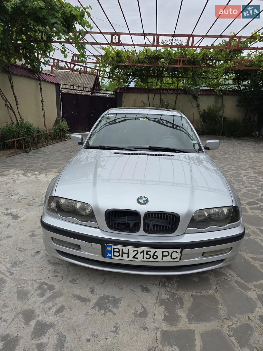 BMW 3 Series, 2000