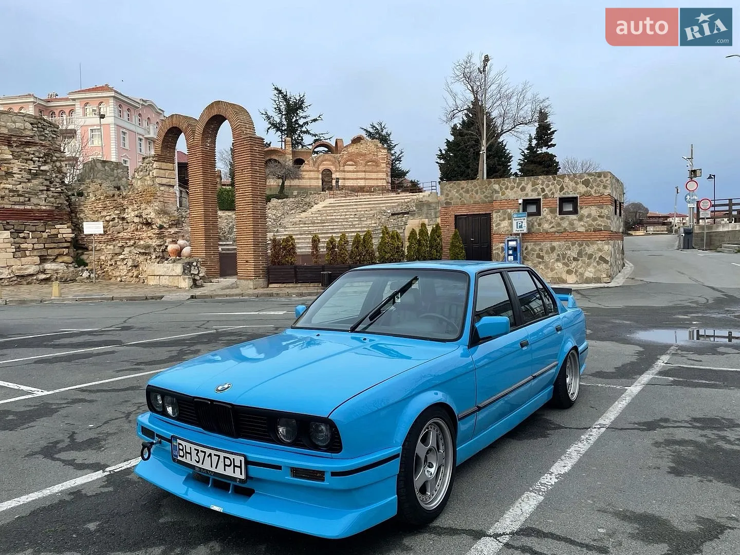 BMW 3 Series, 1990