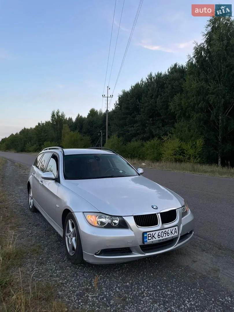BMW 3 Series, 2005