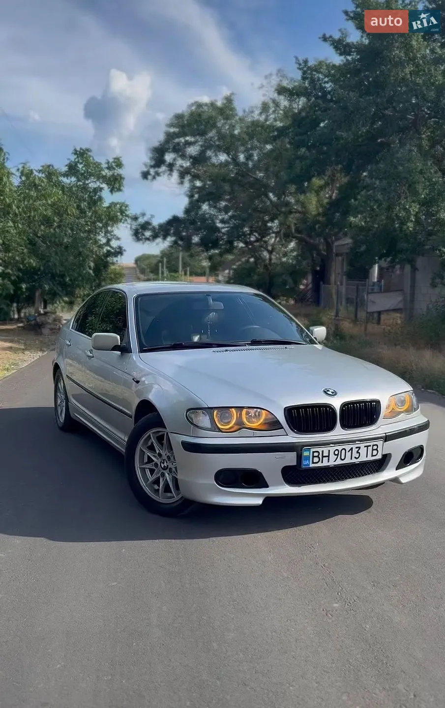 BMW 3 Series, 2002