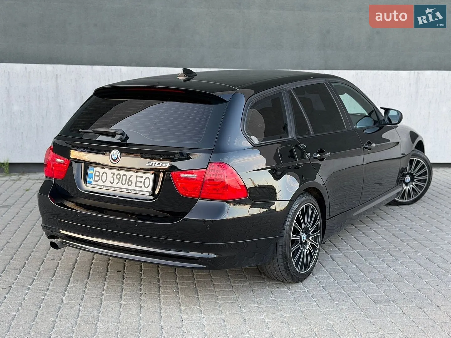 BMW 3 Series, 2010