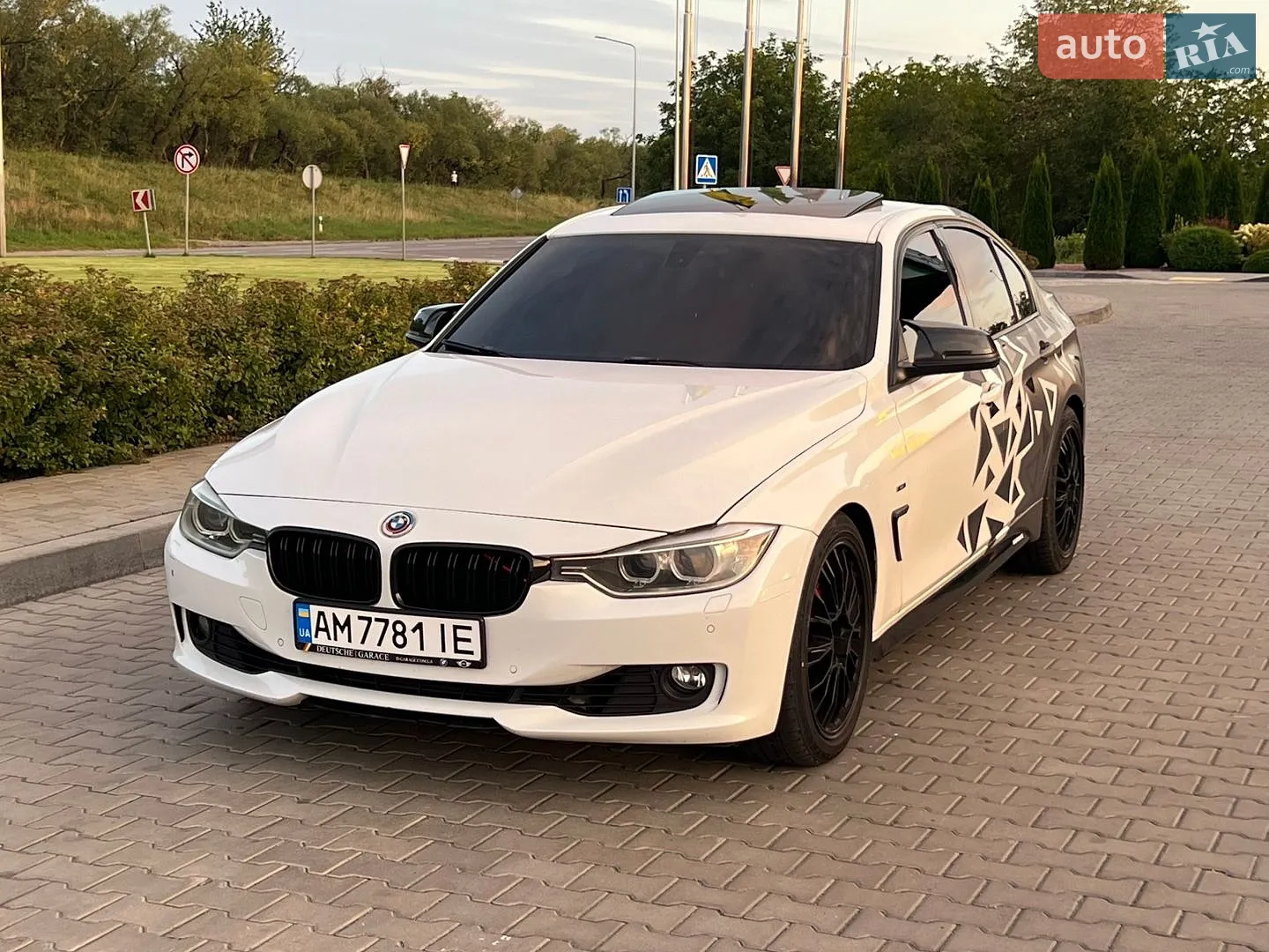 BMW 3 Series, 2012