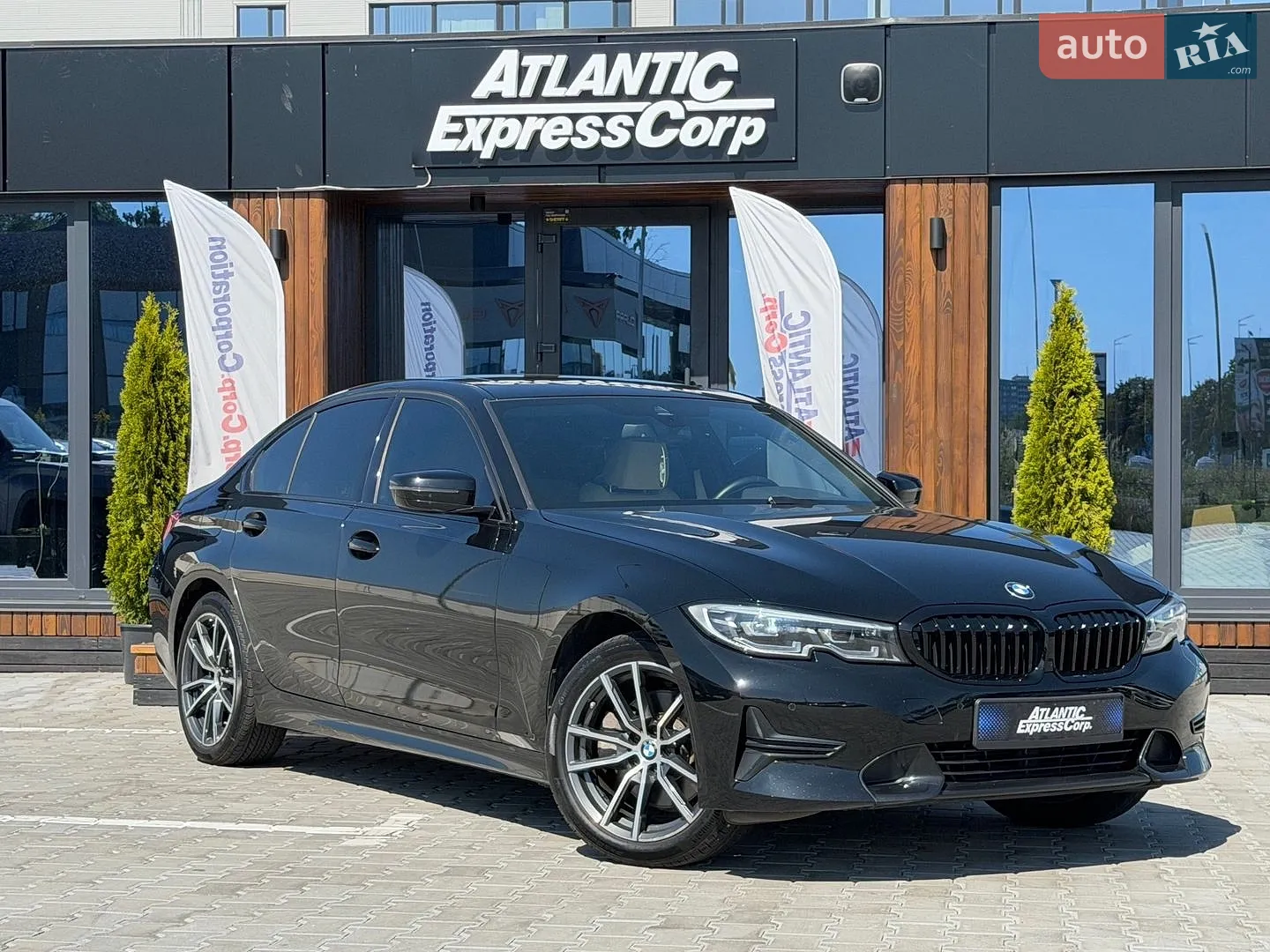 BMW 3 Series, 2019
