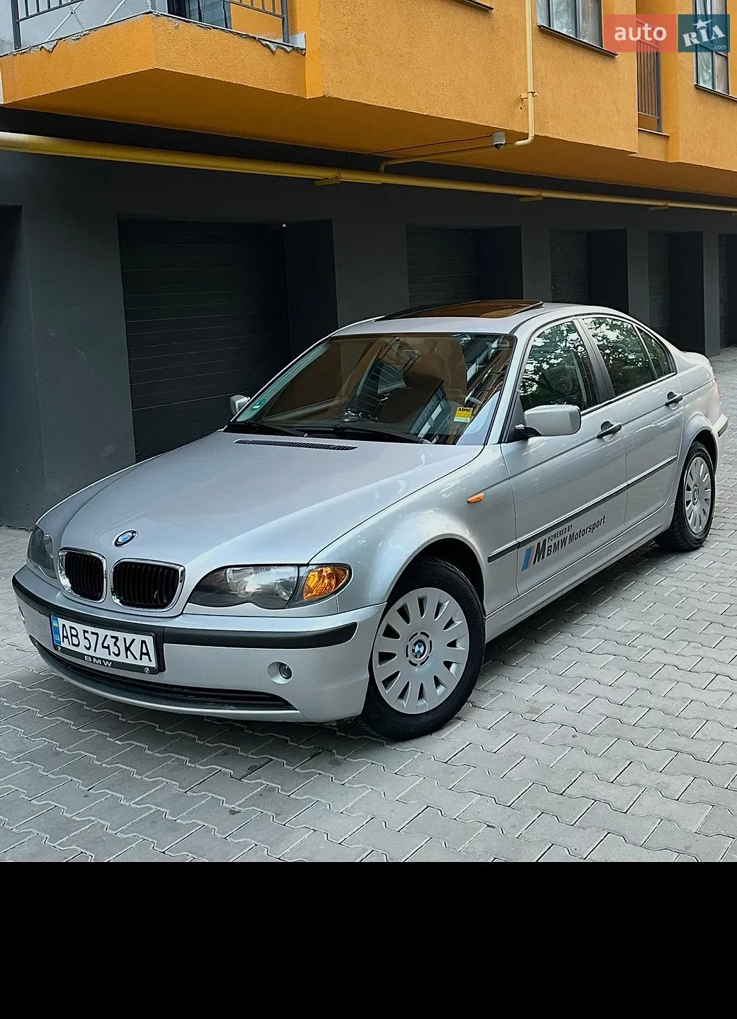 BMW 3 Series, 2002