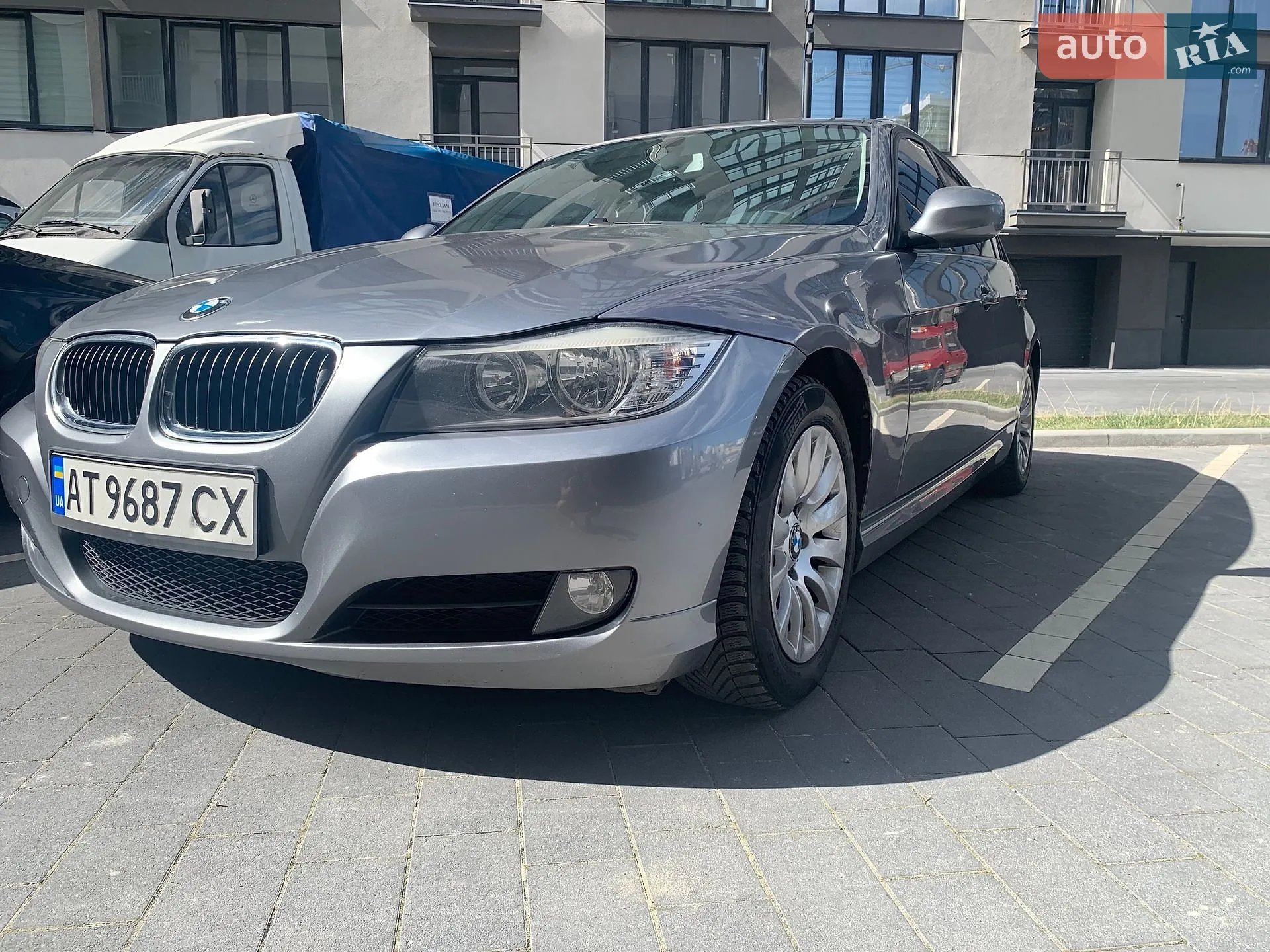 BMW 3 Series, 2009