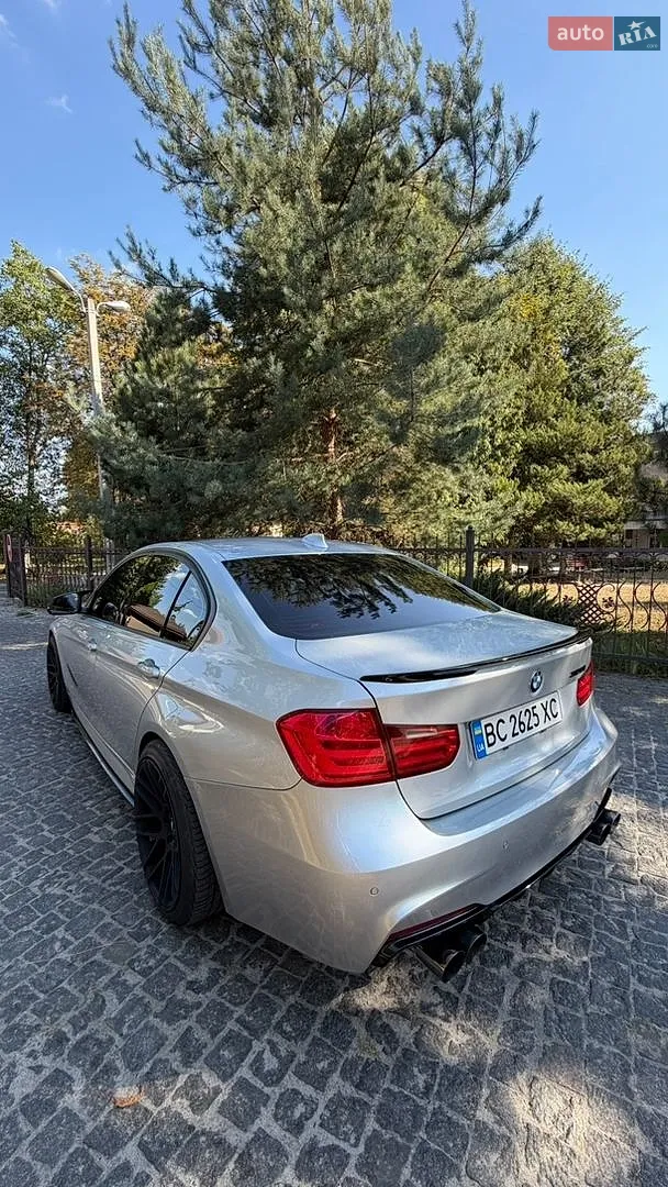 BMW 3 Series, 2012