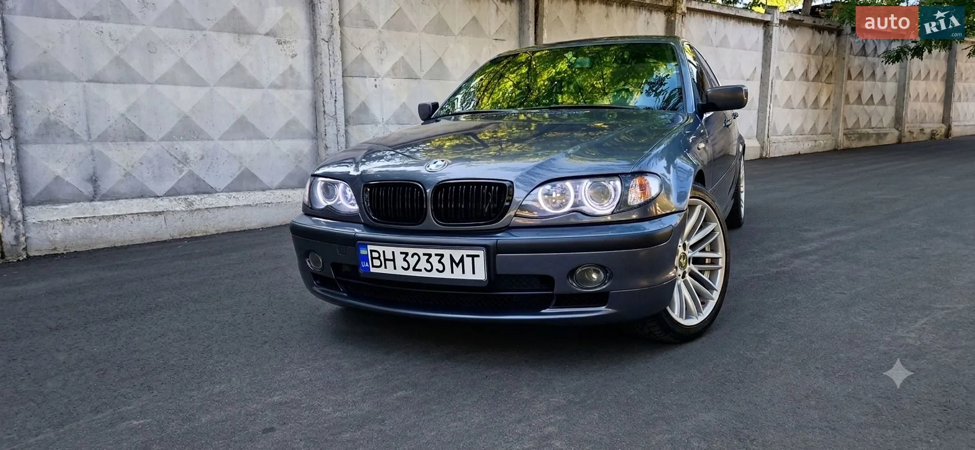 BMW 3 Series, 2002