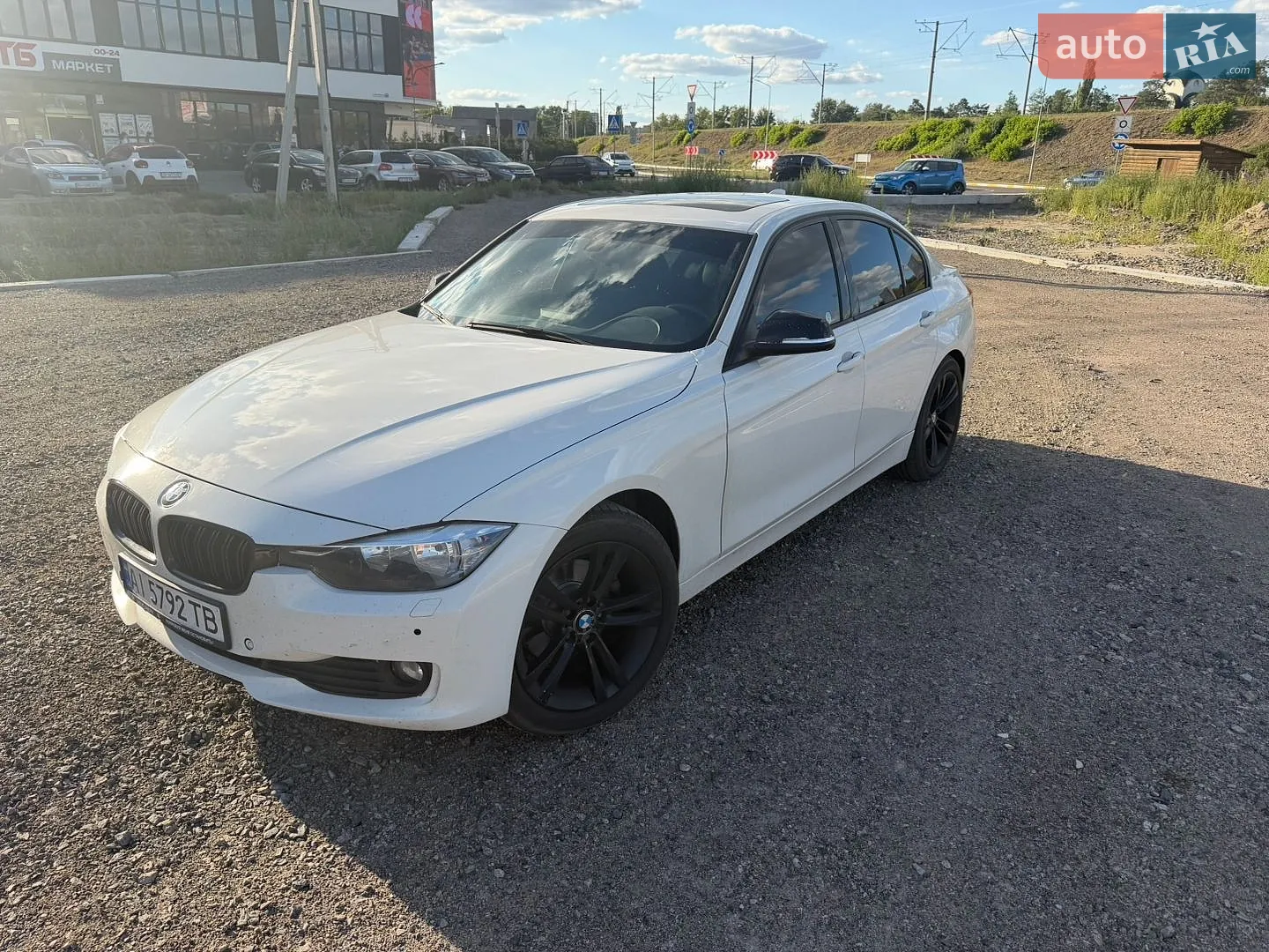 BMW 3 Series, 2016