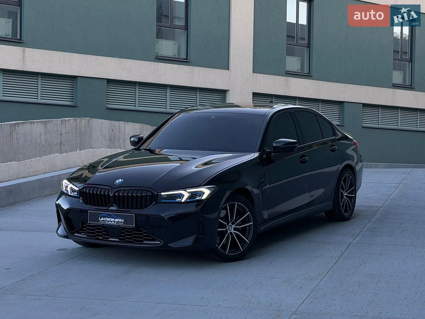 BMW 3 Series, 2019