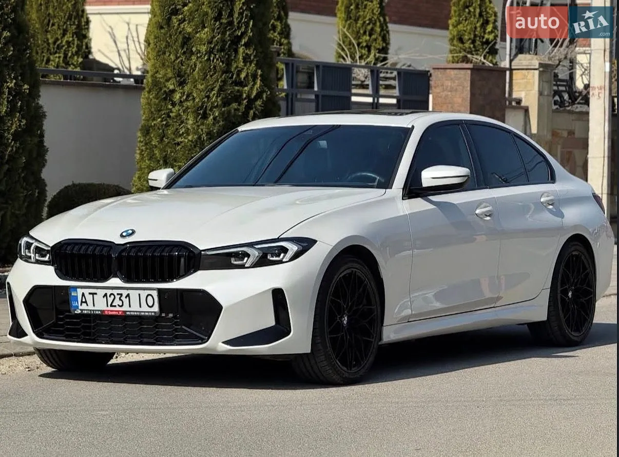 BMW 3 Series, 2022
