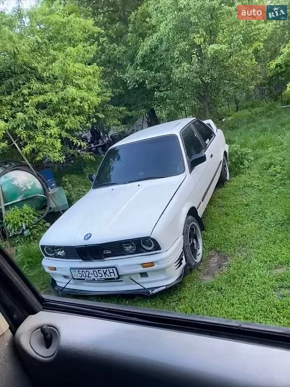 BMW 3 Series, 1987