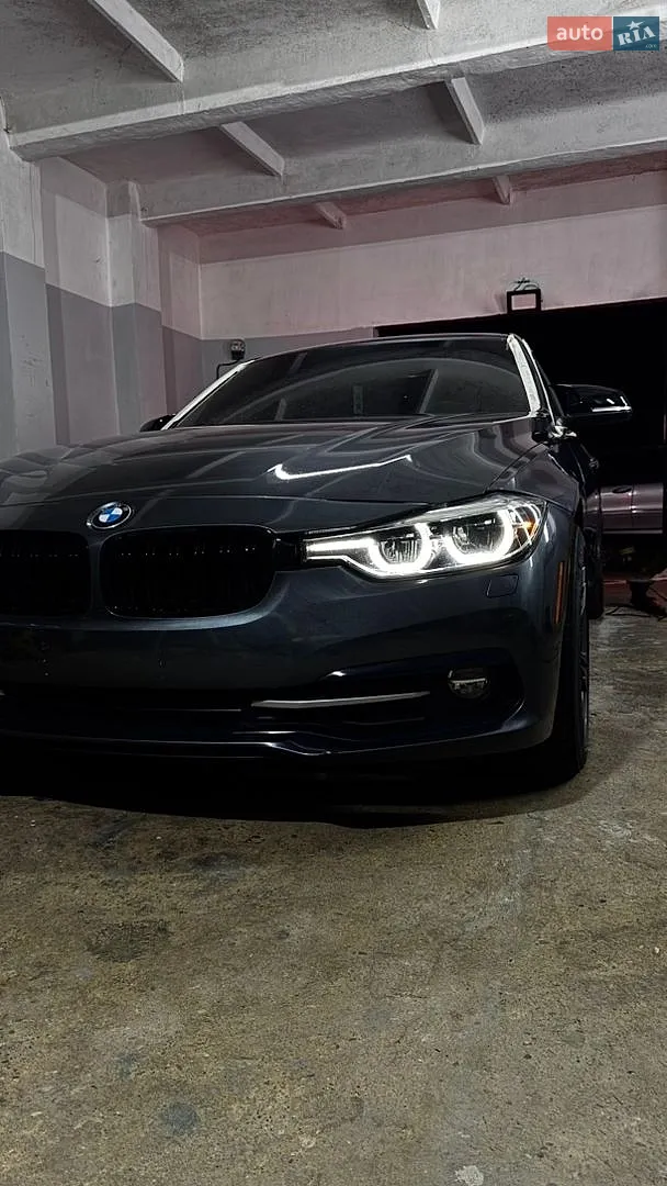BMW 3 Series, 2016