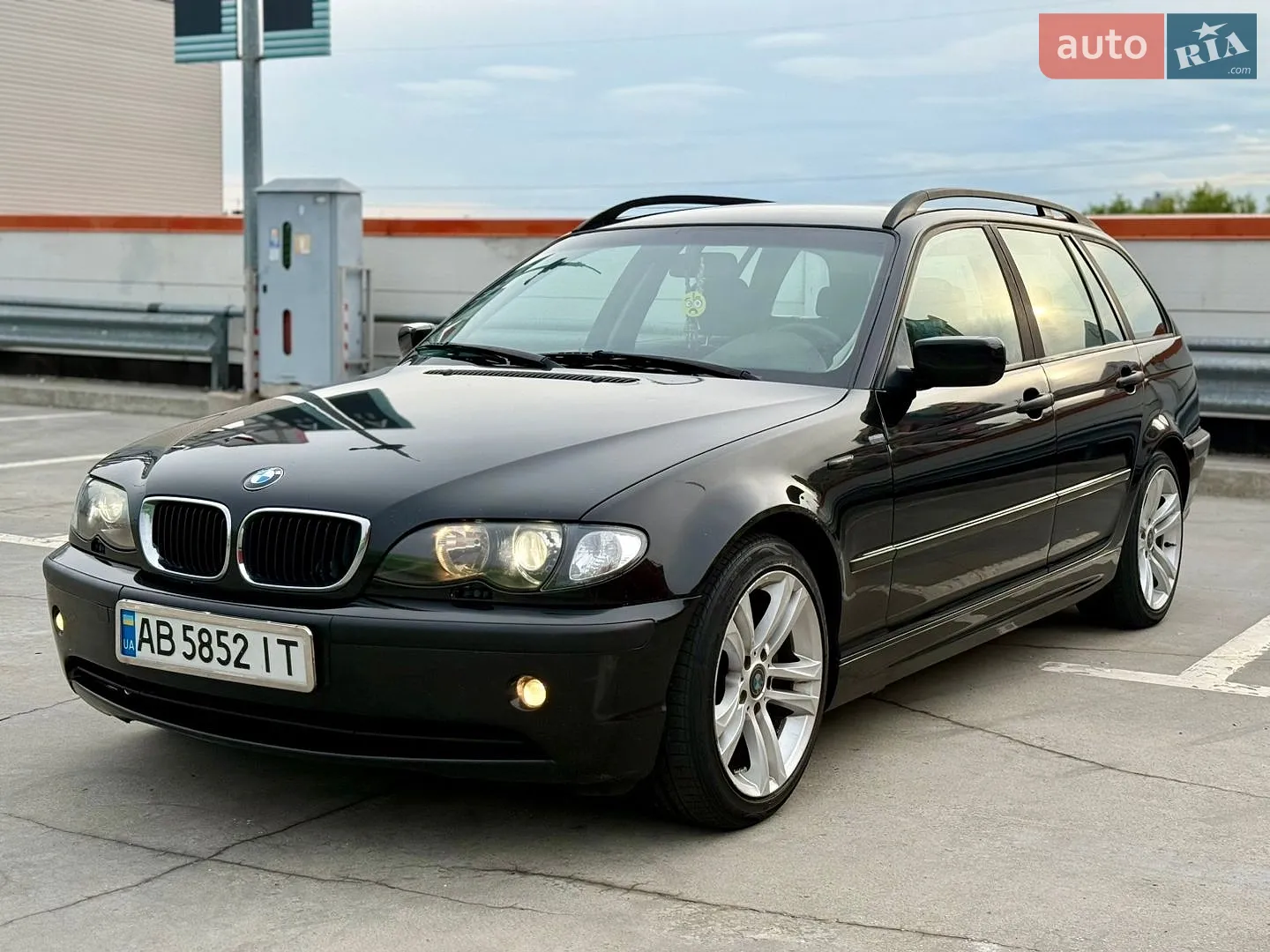 BMW 3 Series, 2004