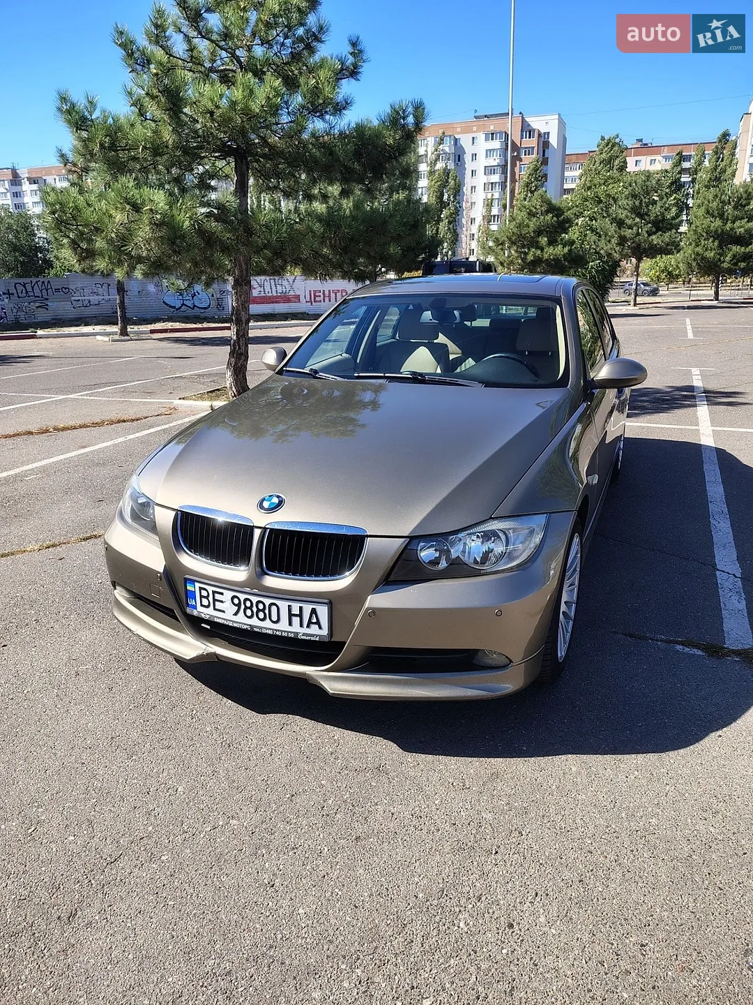 BMW 3 Series, 2005