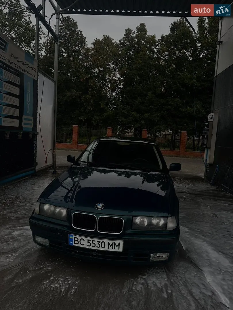 BMW 3 Series, 1997