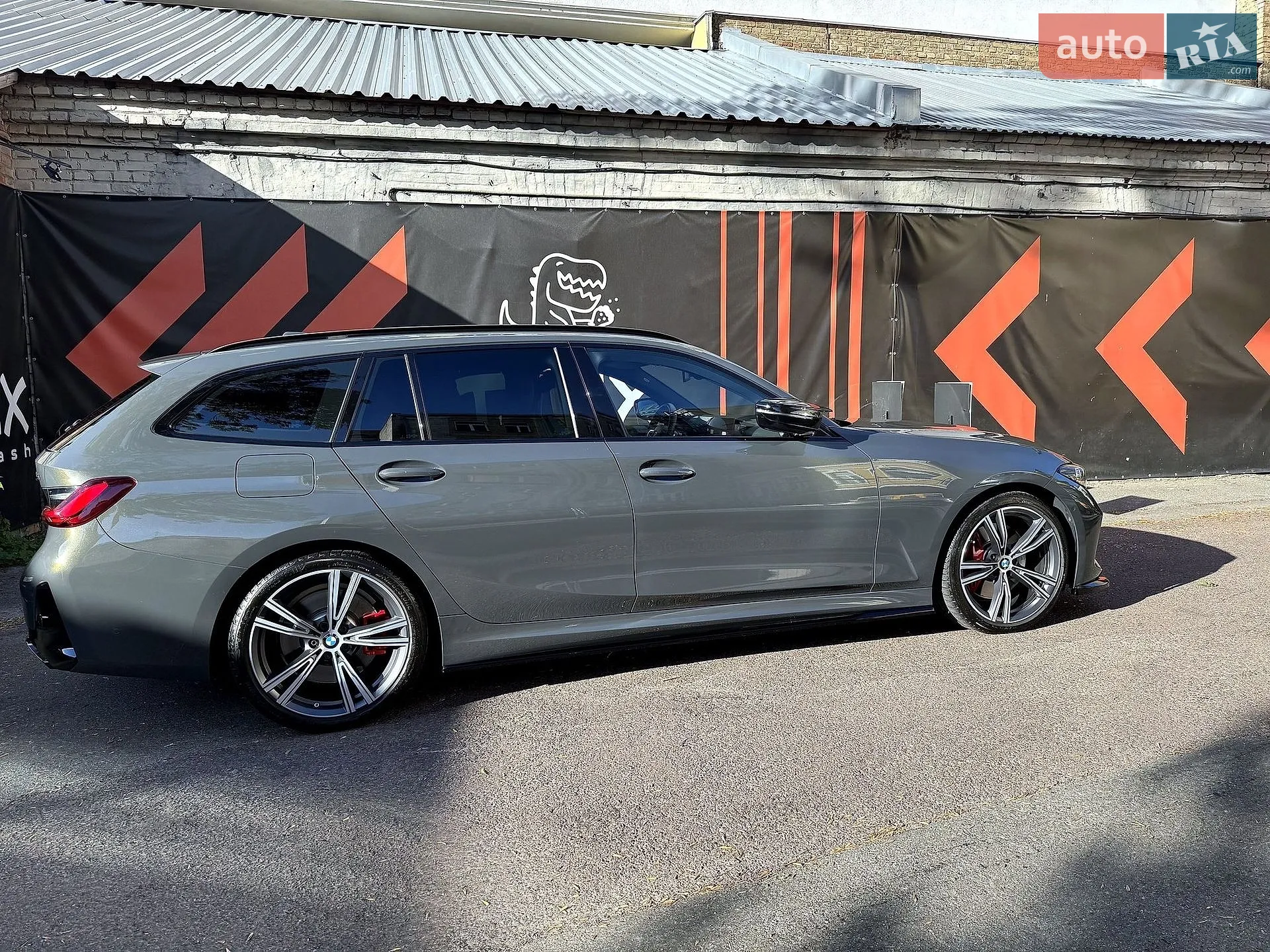 BMW 3 Series, 2023