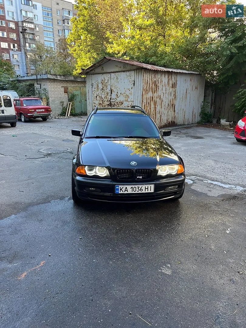 BMW 3 Series, 2001