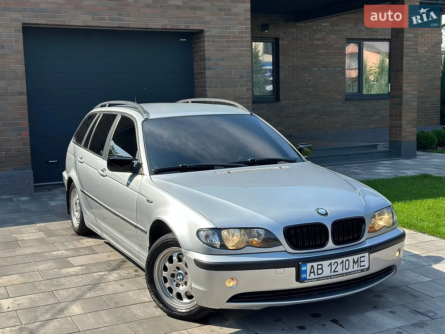 BMW 3 Series, 2004
