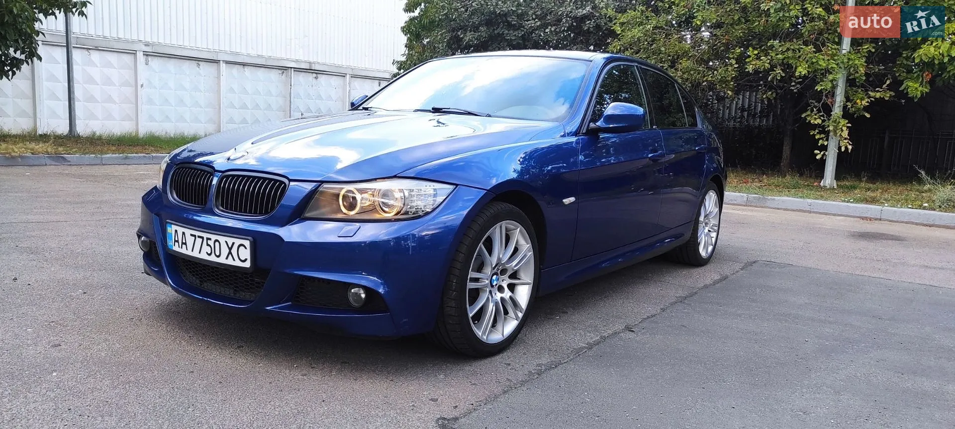 BMW 3 Series, 2011