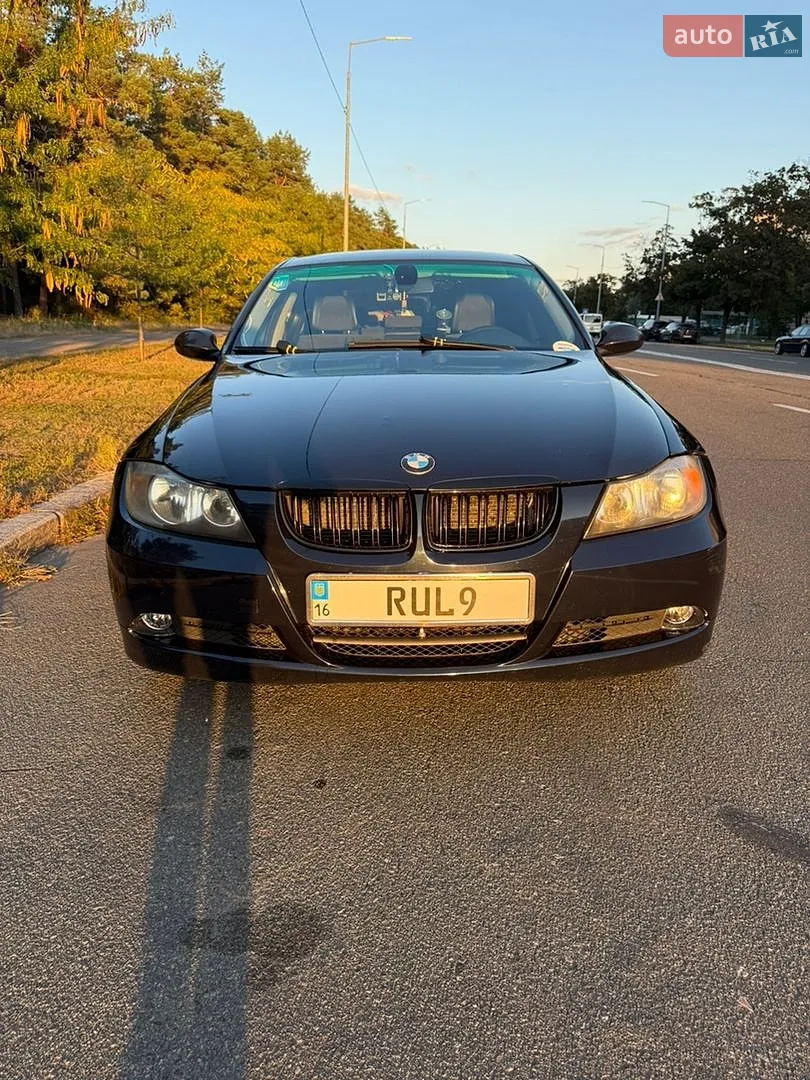 BMW 3 Series, 2005