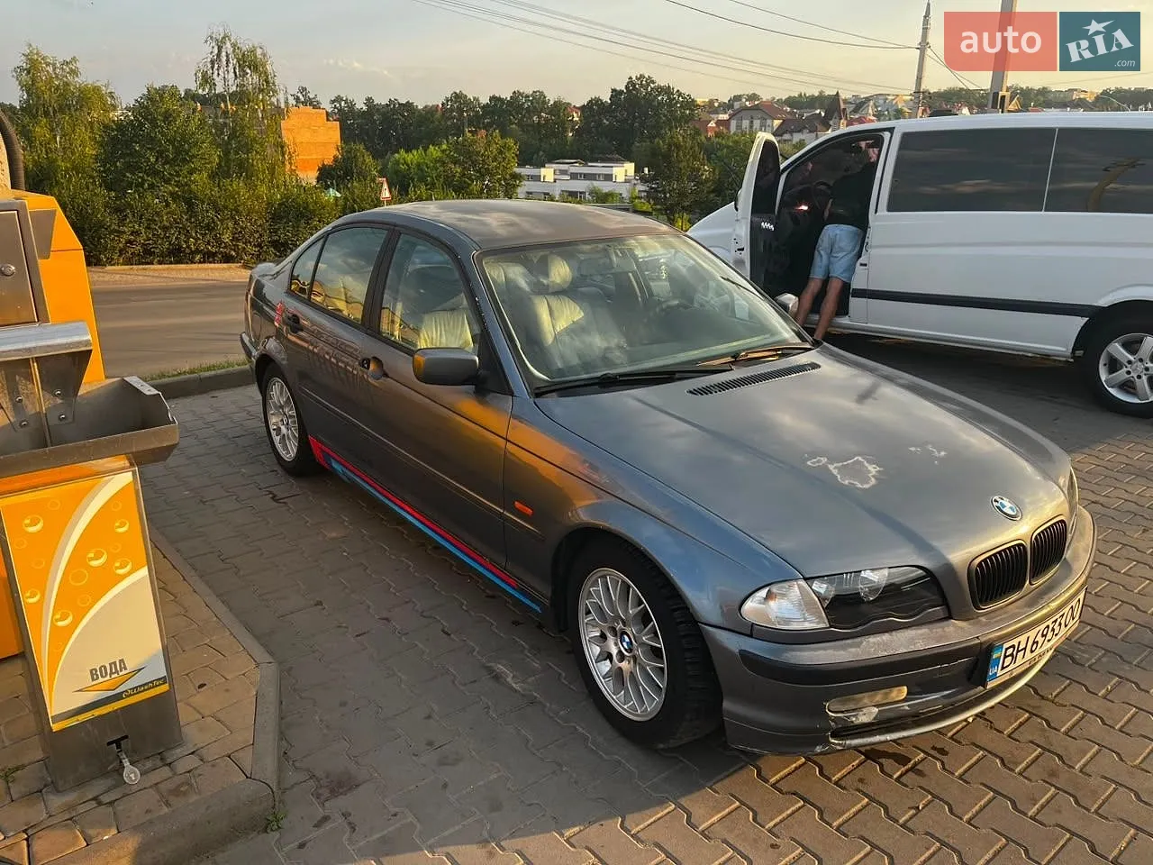 BMW 3 Series, 1998