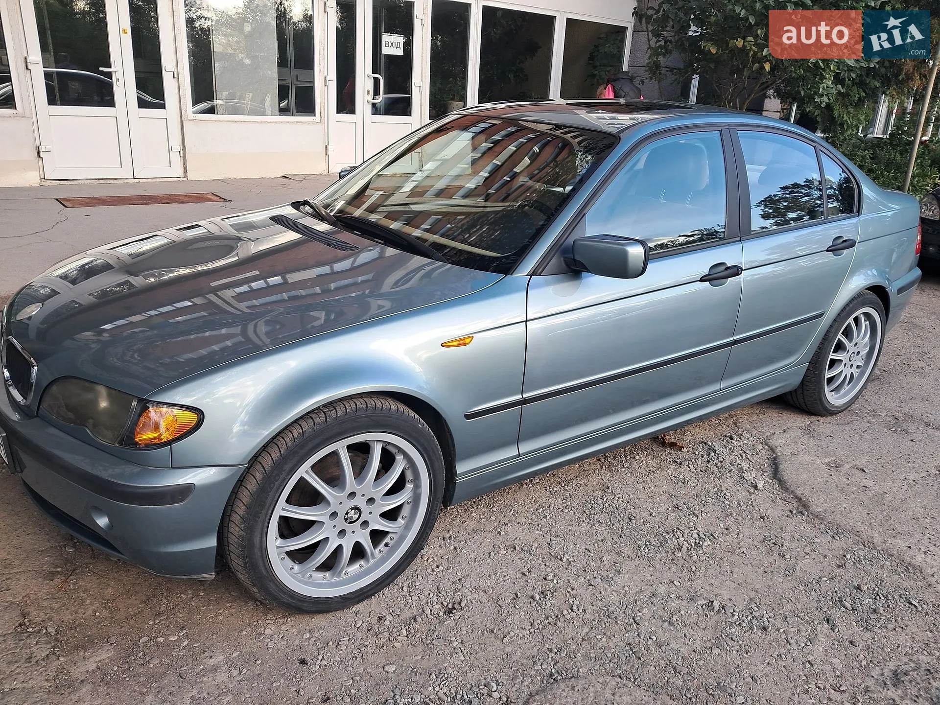 BMW 3 Series, 2002
