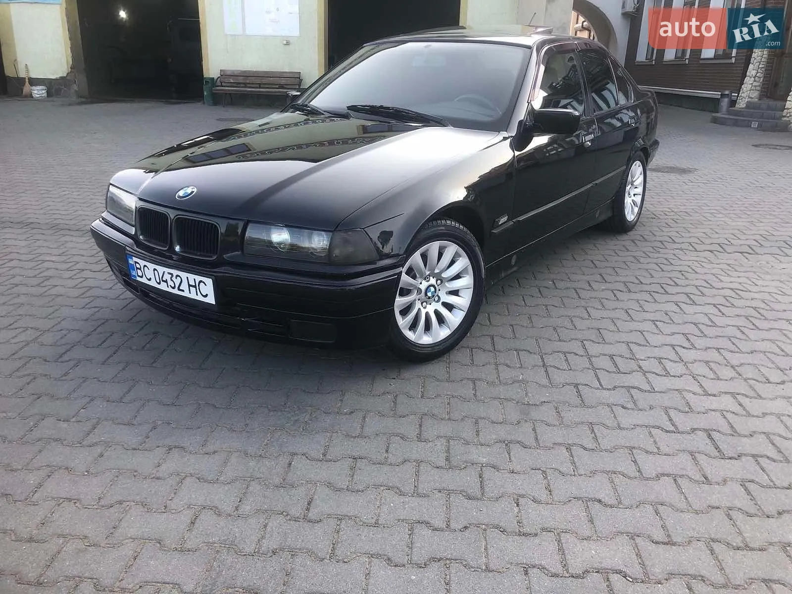 BMW 3 Series, 1991