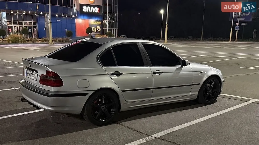 BMW 3 Series, 2003