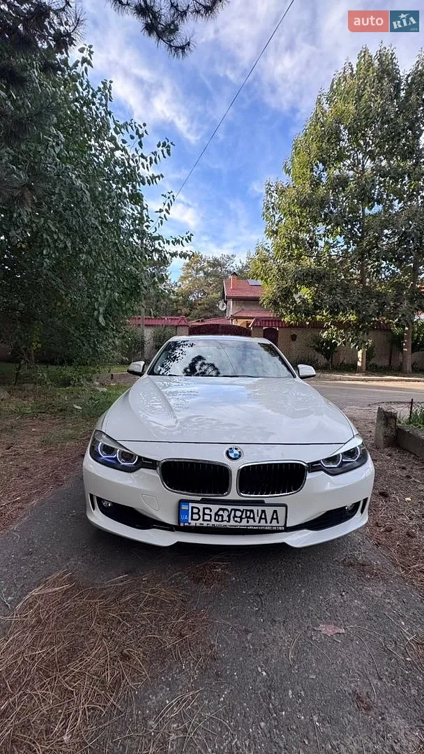 BMW 3 Series, 2015