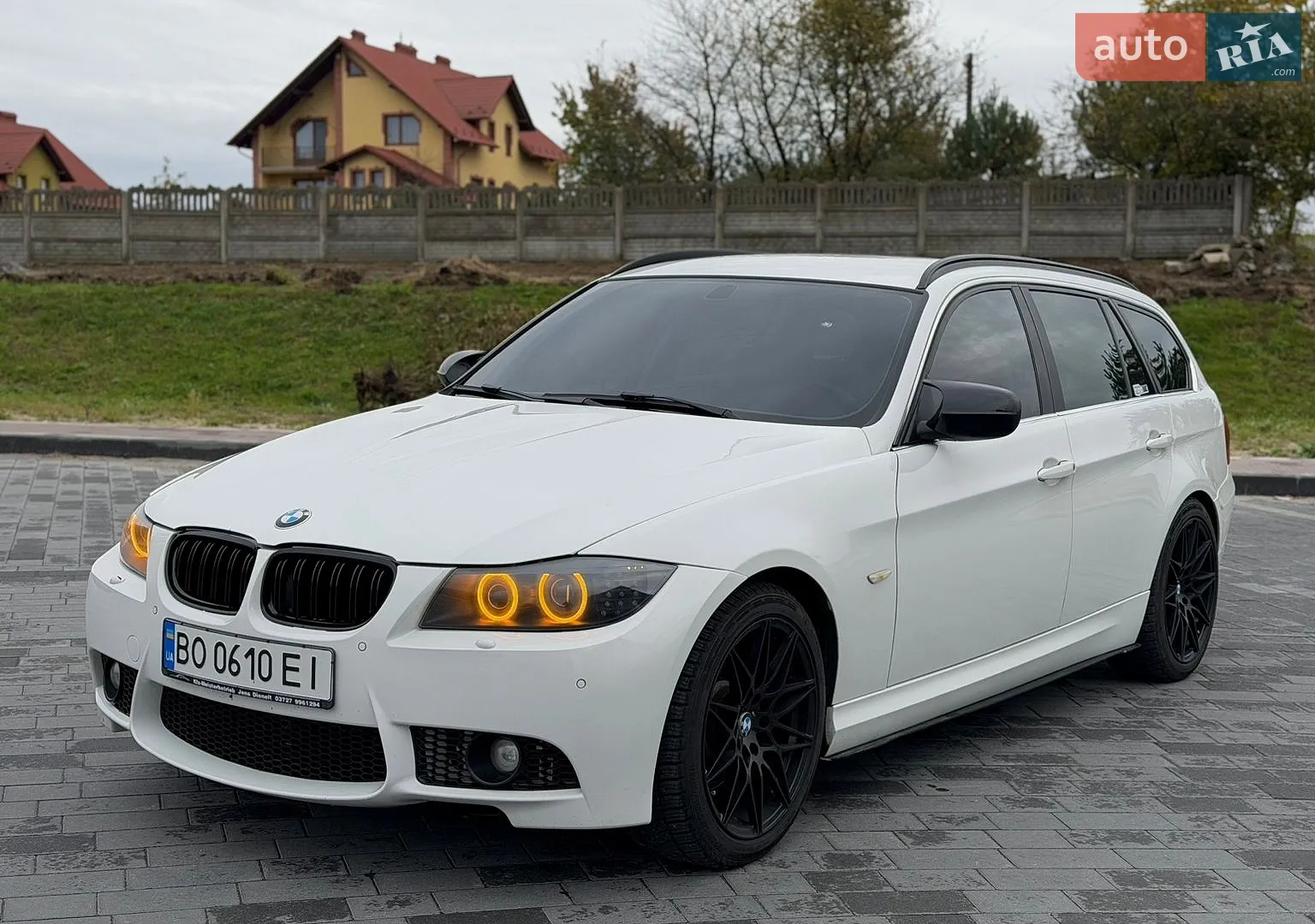 BMW 3 Series, 2011