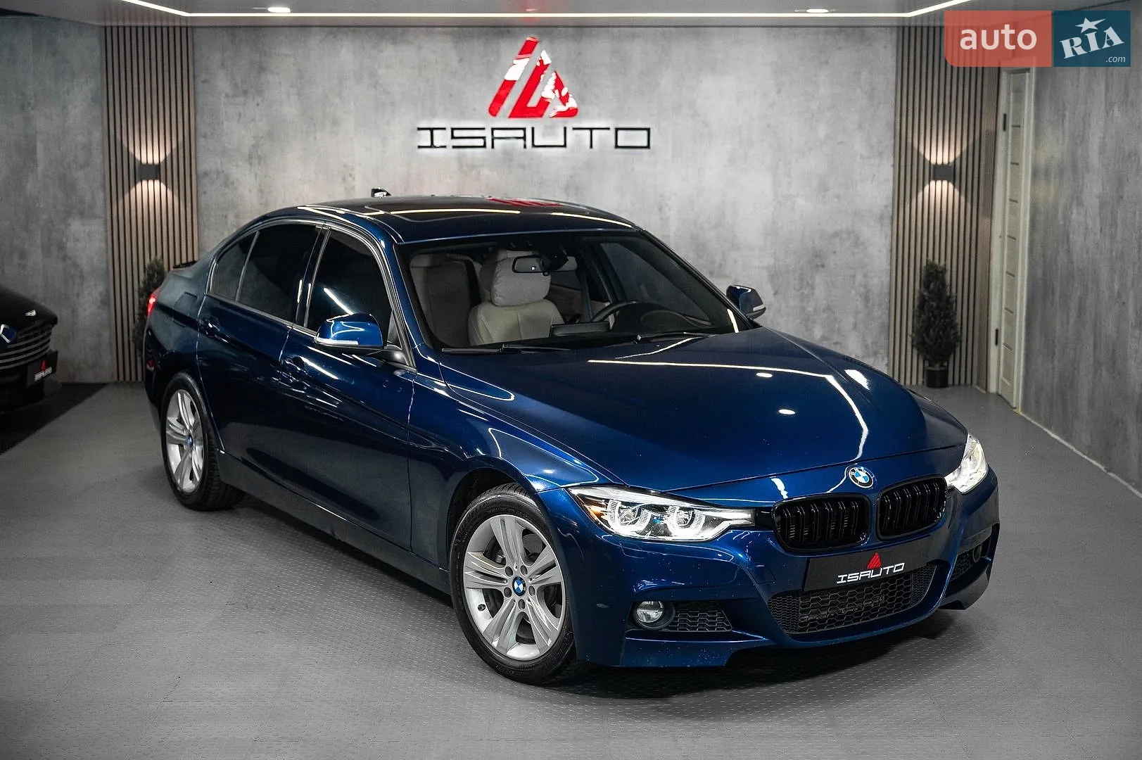 BMW 3 Series, 2016