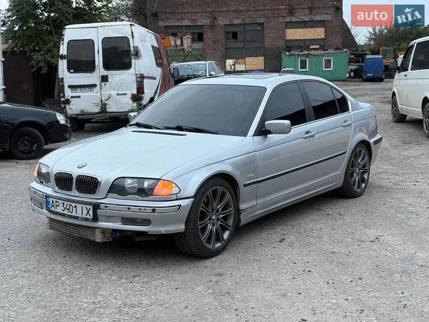 BMW 3 Series, 2001