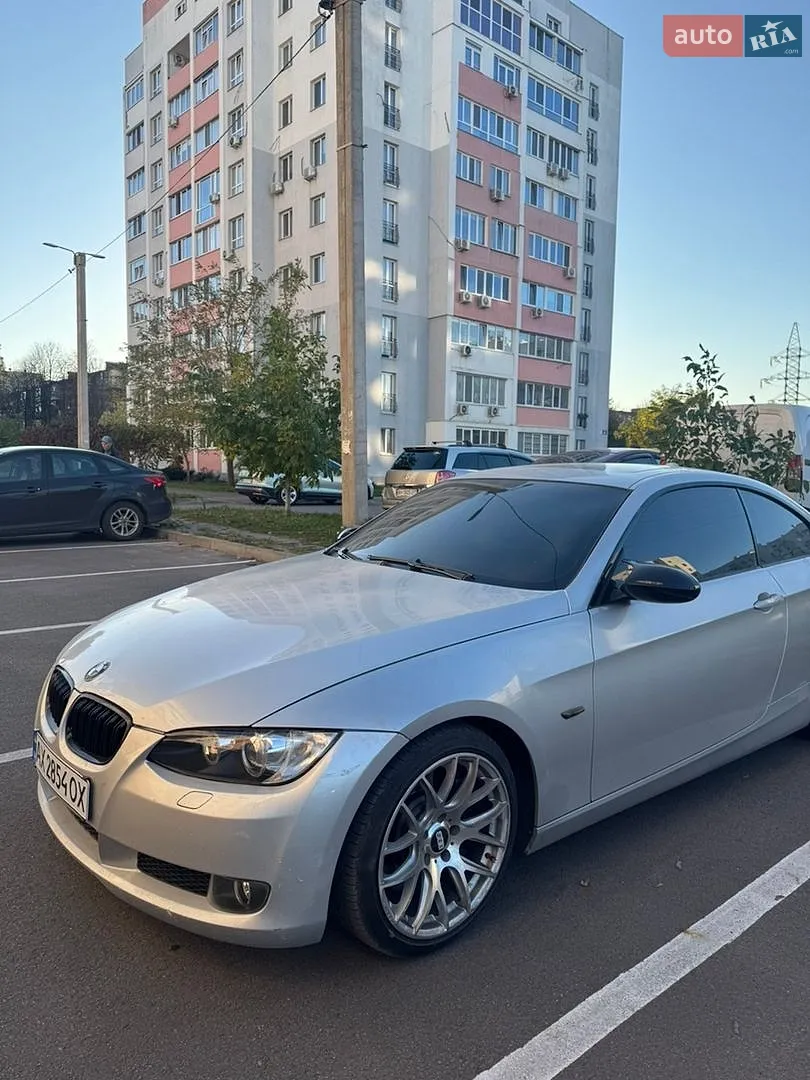 BMW 3 Series, 2009