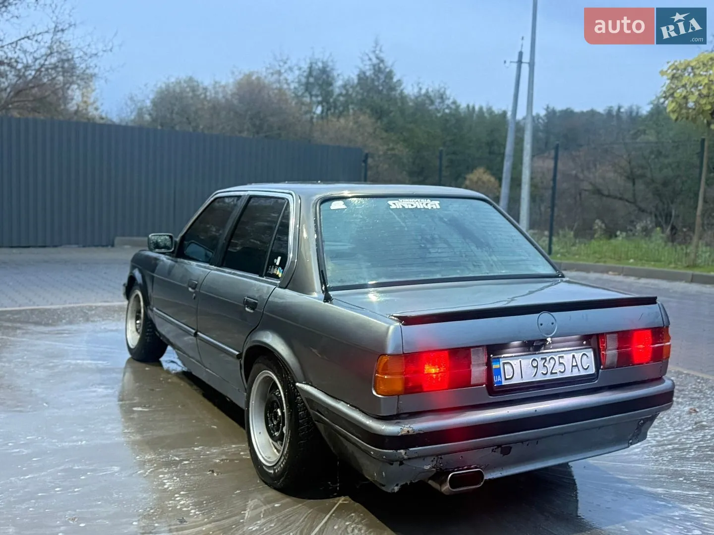 BMW 3 Series, 1987