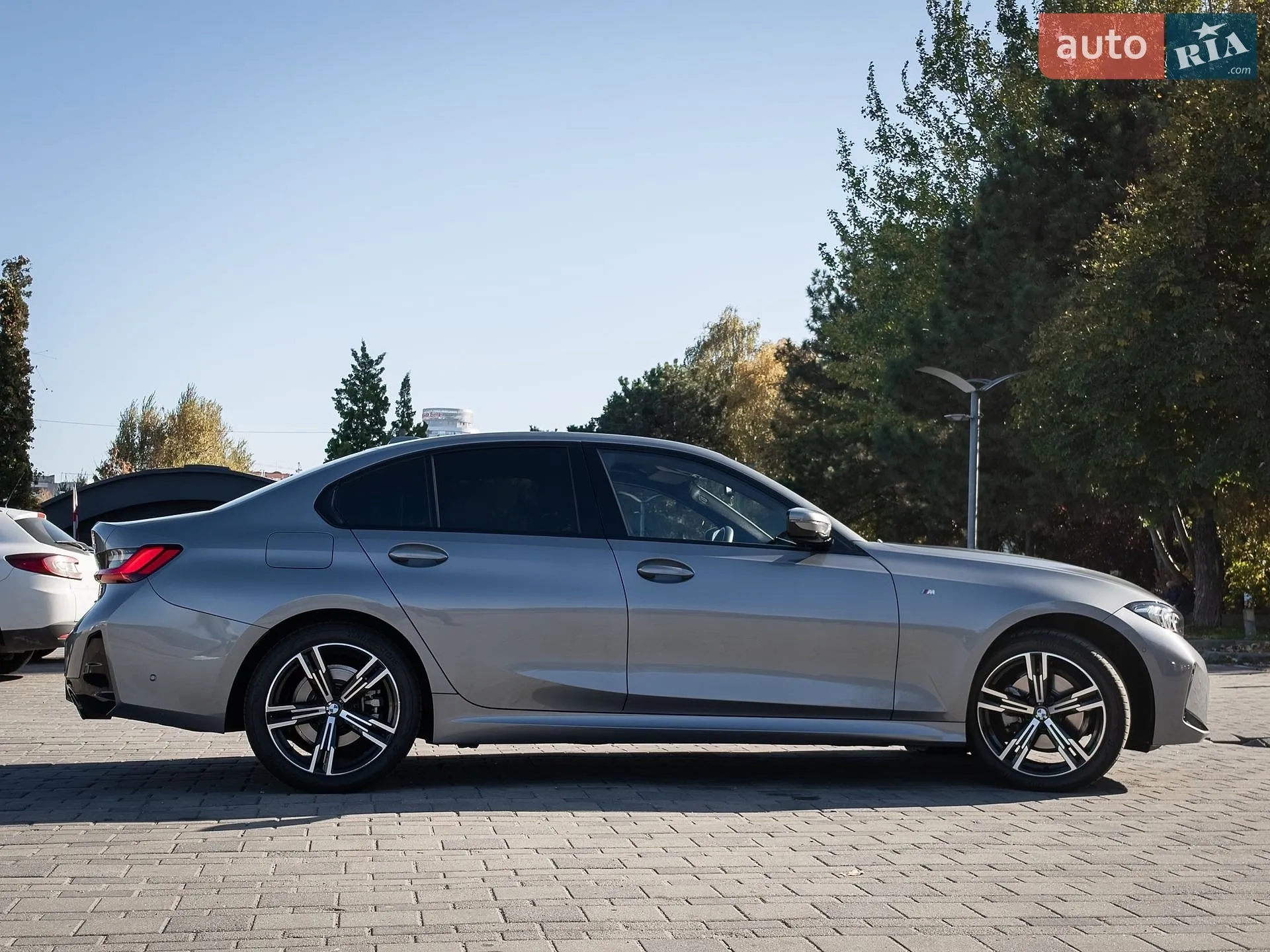 BMW 3 Series, 2024