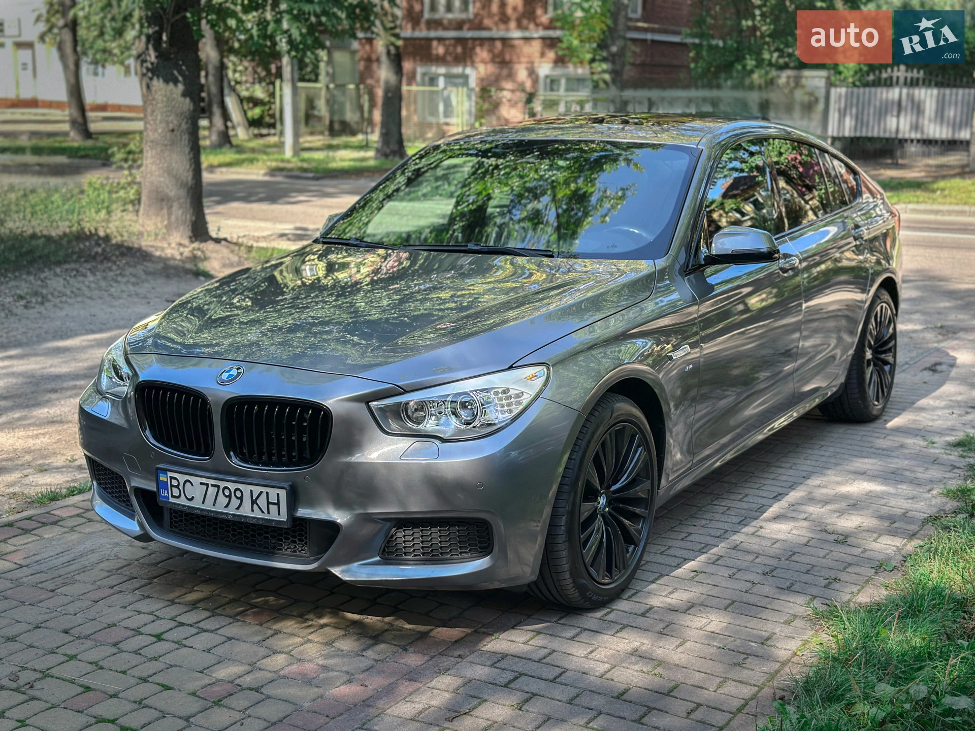 BMW 5 Series GT, 2013