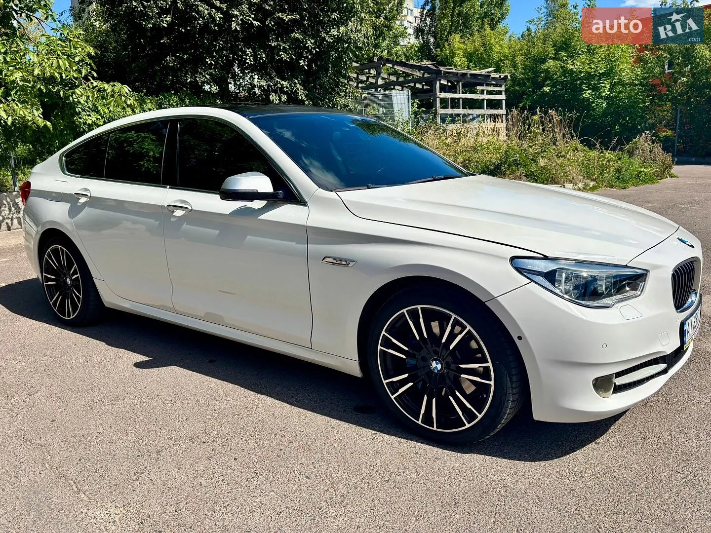 BMW 5 Series GT, 2016