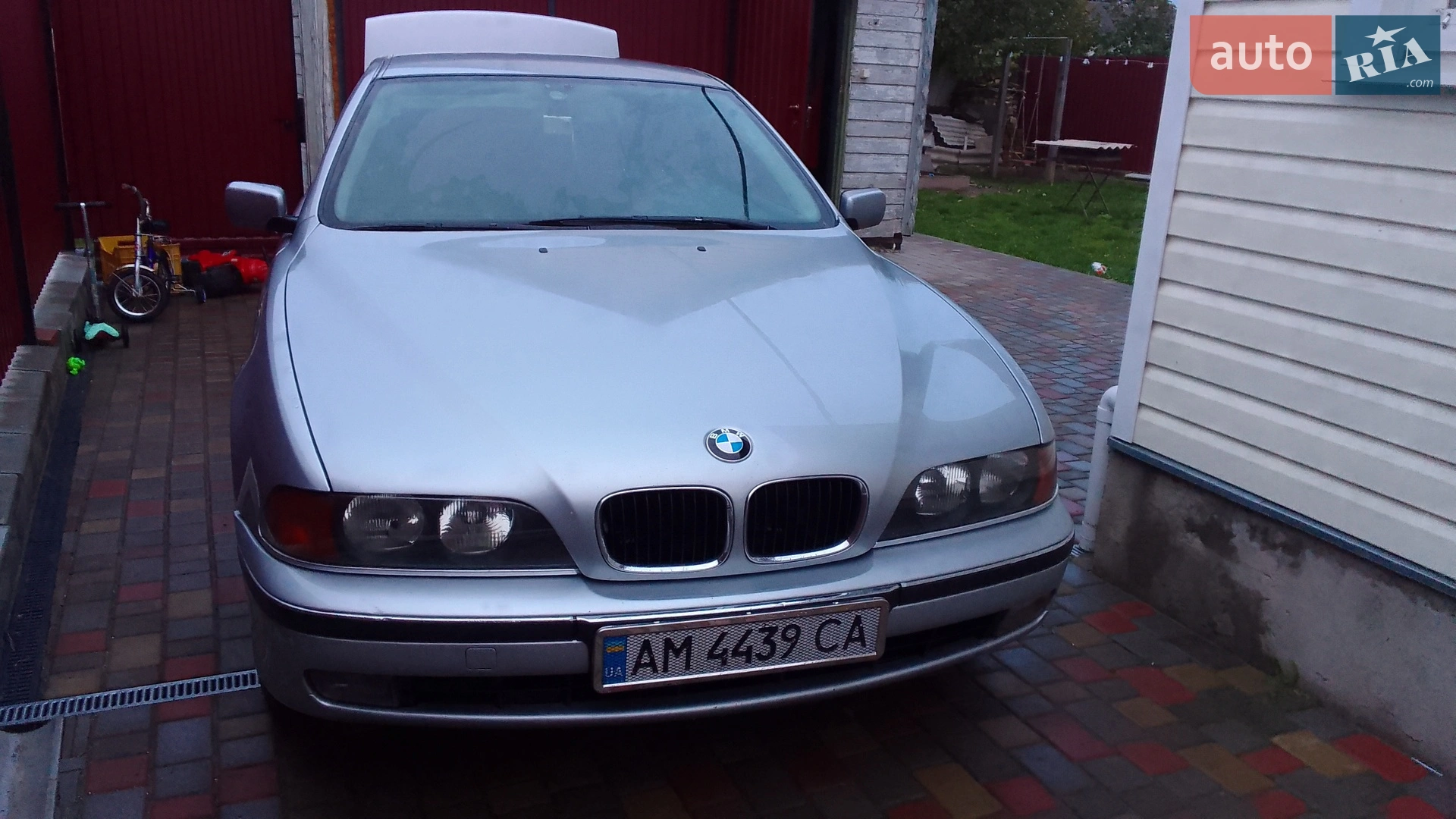 BMW 5 Series, 1998