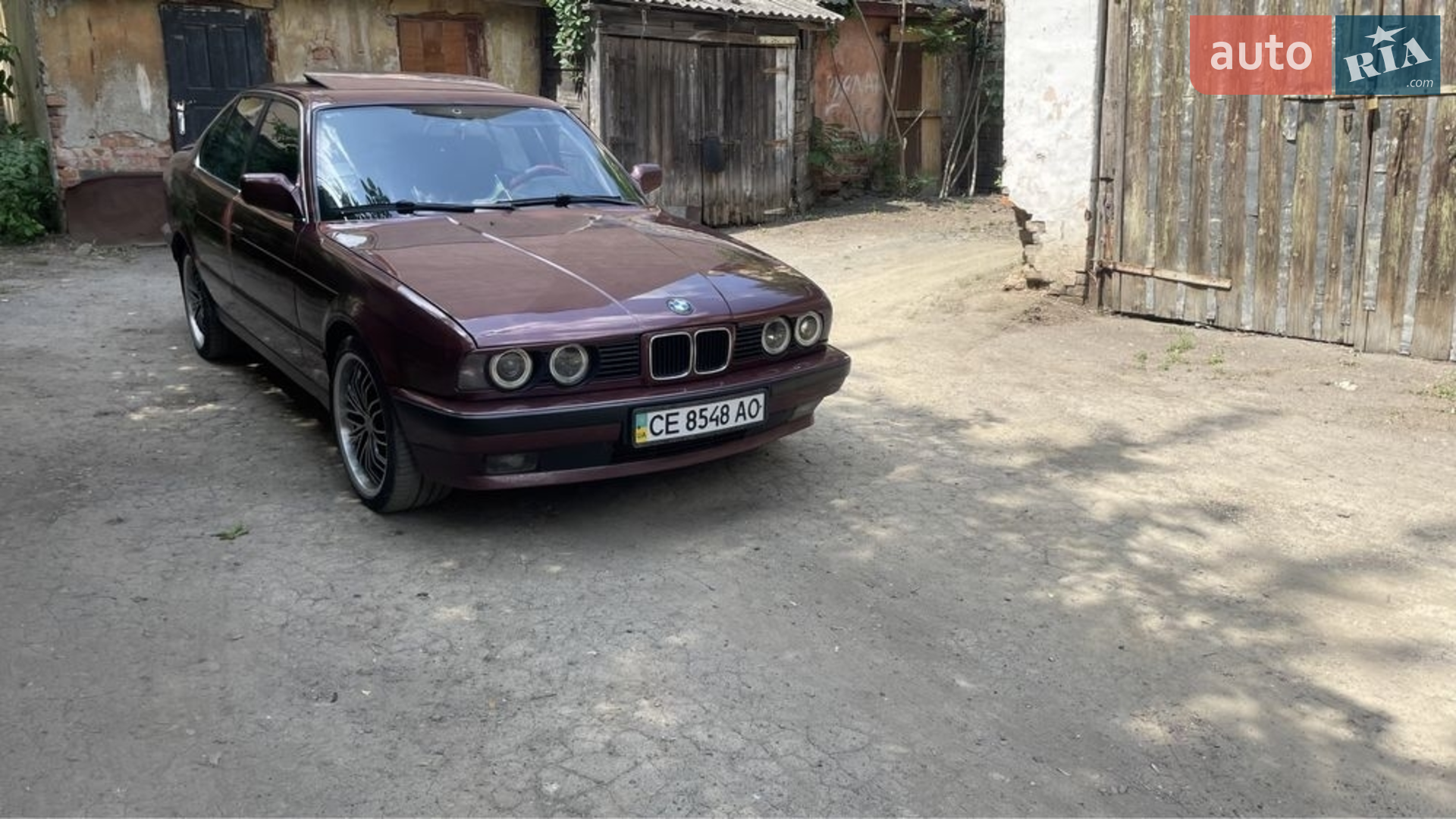 BMW 5 Series, 1989