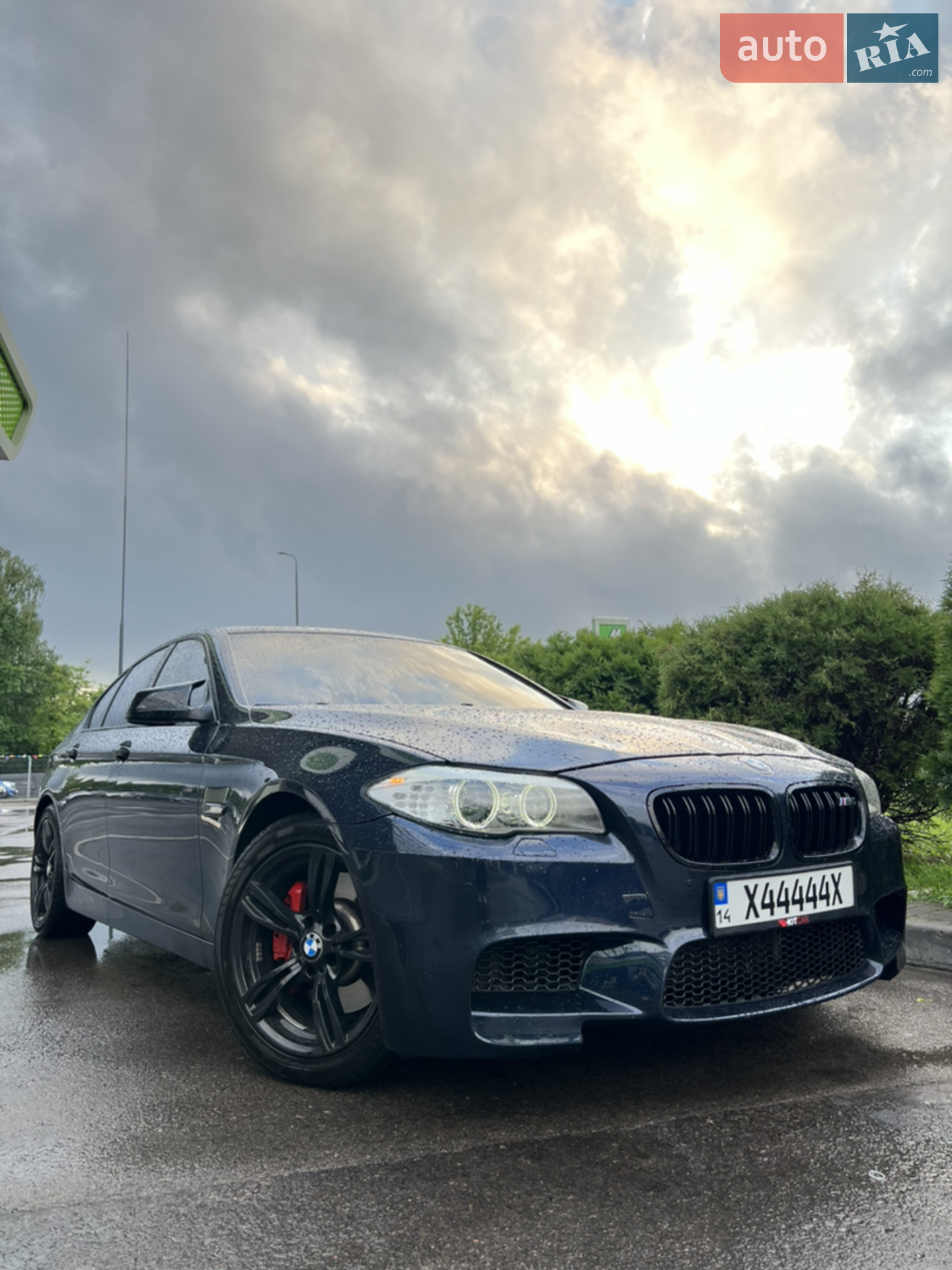 BMW 5 Series, 2011