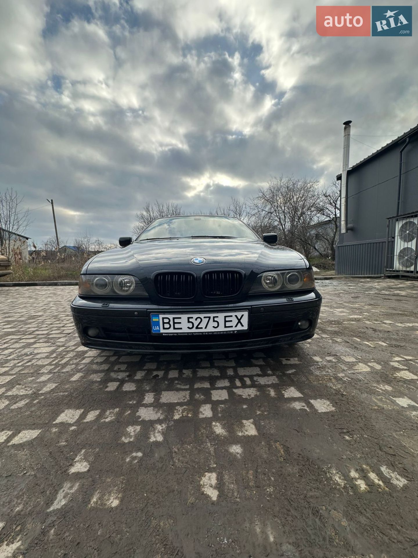 BMW 5 Series, 2001