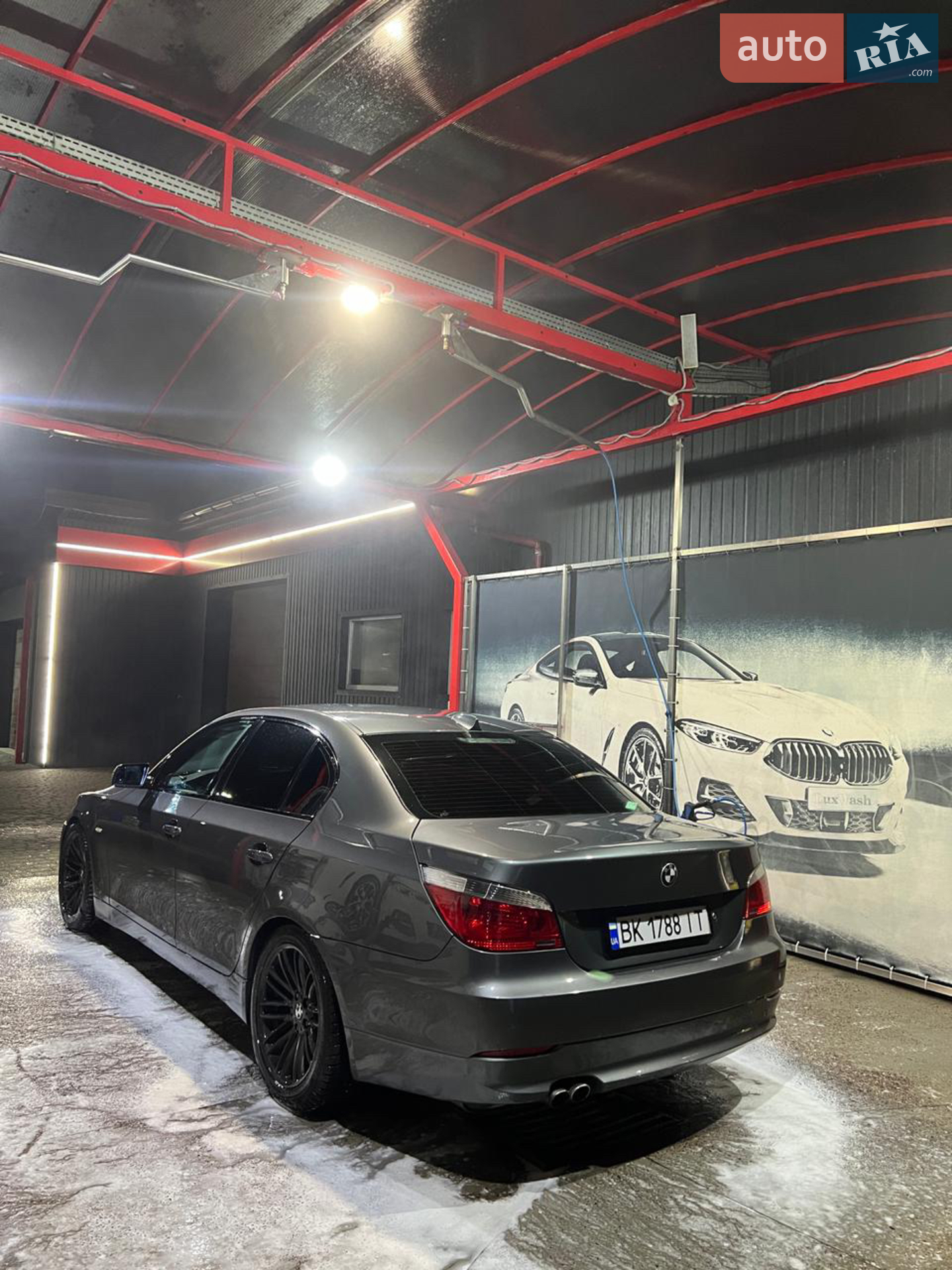 BMW 5 Series, 2005